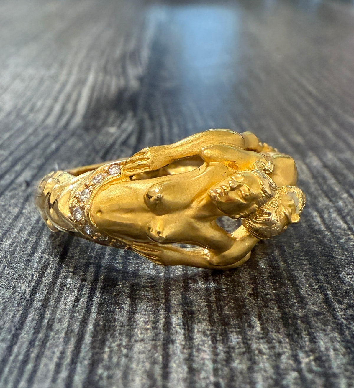 Carrera y Carrera 18K Gold and Diamond Adam And Eve Ring