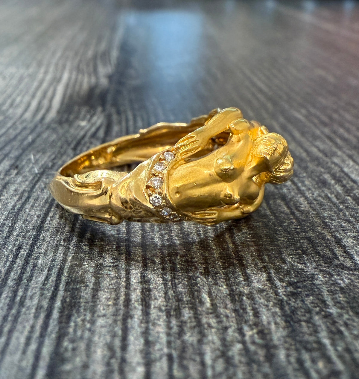 Carrera y Carrera 18K Gold and Diamond Adam And Eve Ring