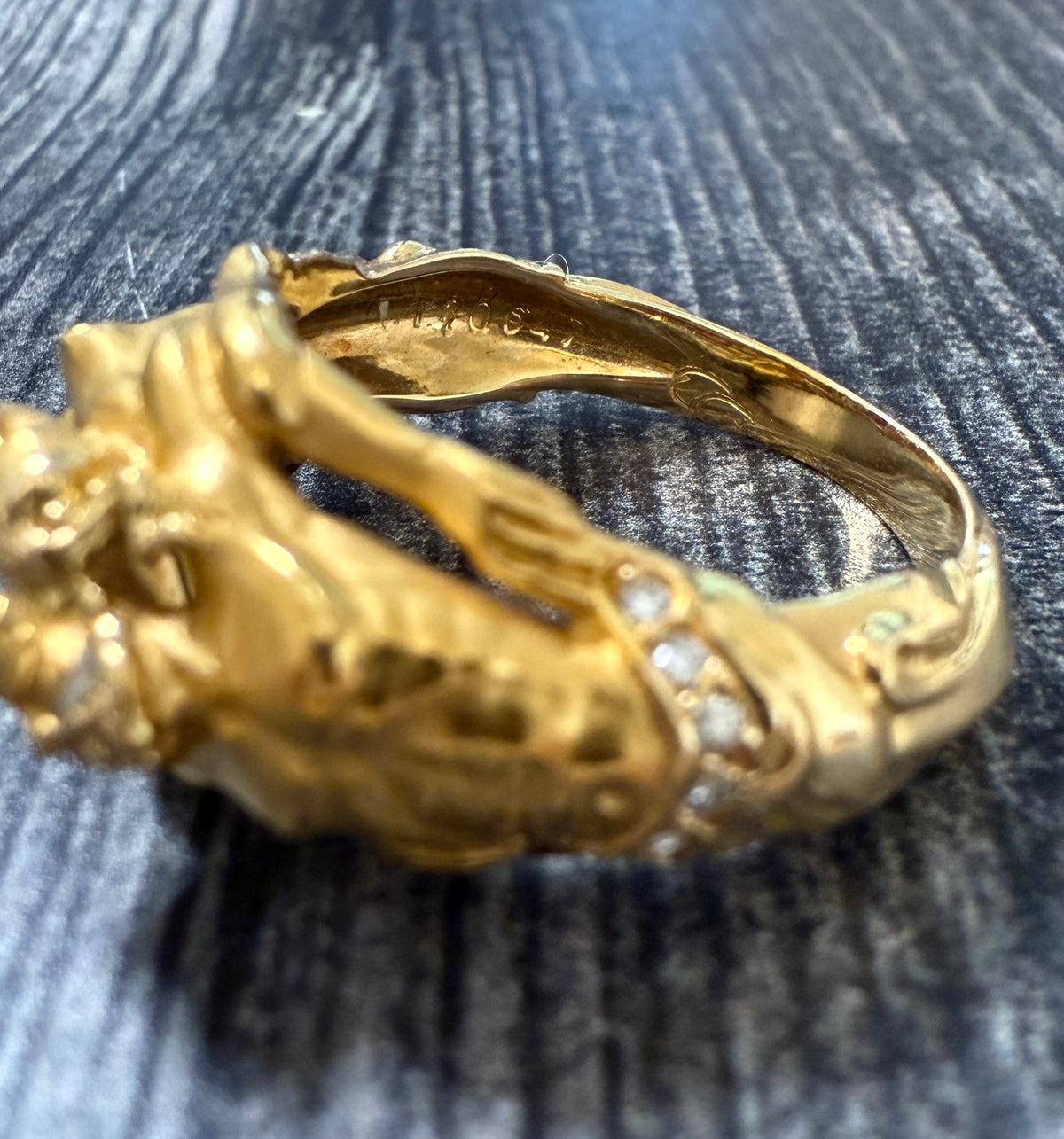 Carrera y Carrera 18K Gold and Diamond Adam And Eve Ring