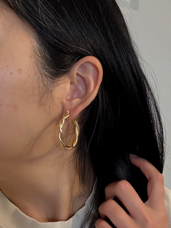 Vintage 14K Gold Twist Hoop Earrings