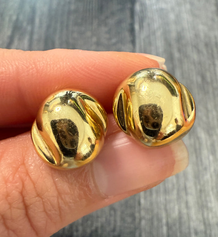 Tiffany & Co Elsa Peretti Button Studs in 18K Gold (Y)