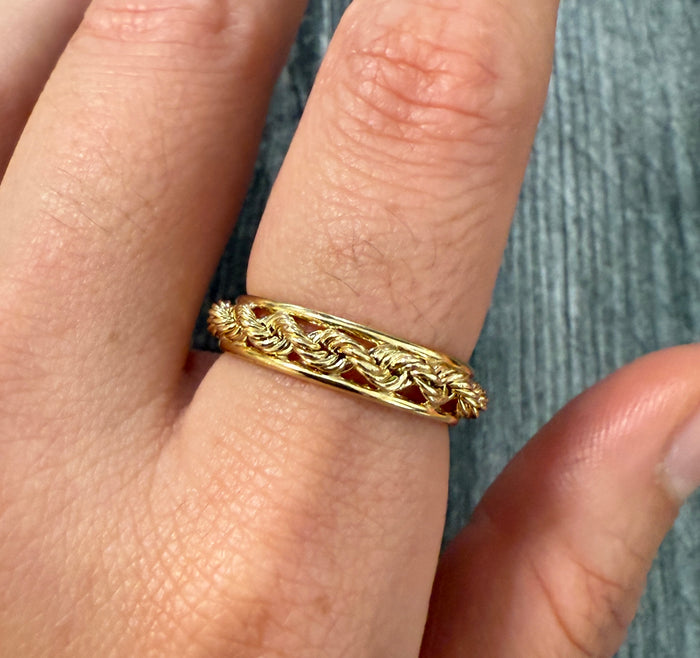 Rope Chain Style 10K Gold Band, Ring Size 7.75
