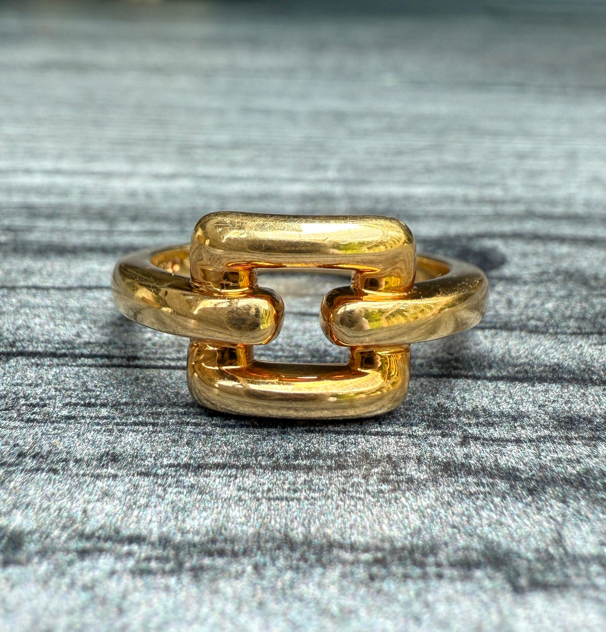 Tiffany & Co 18K Gold Biscayne Buckle Ring, Size 8