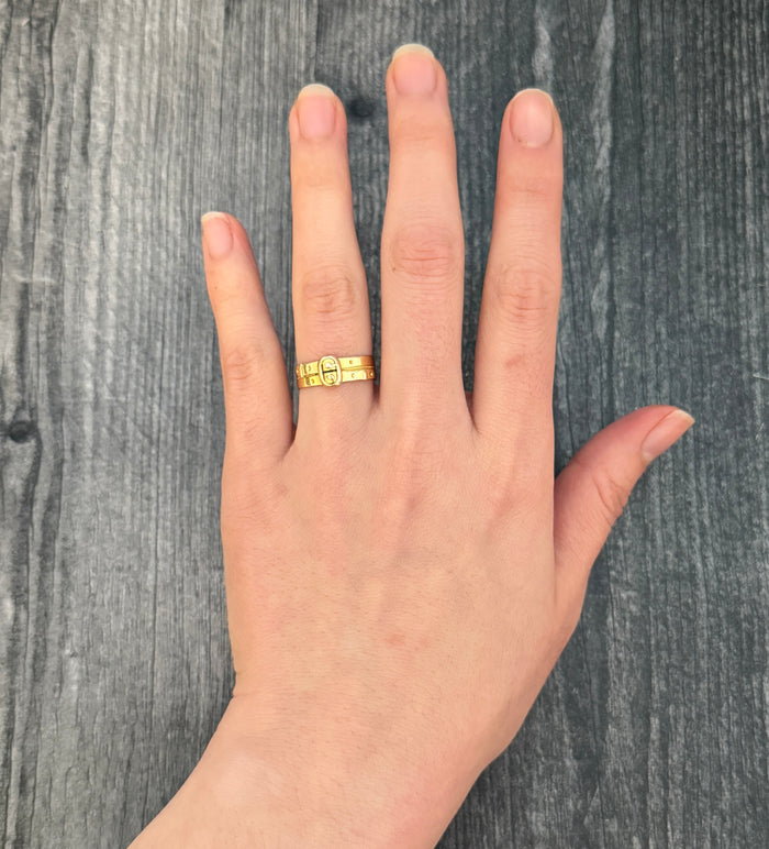 Vintage 18K Double Buckle Band, Size 7