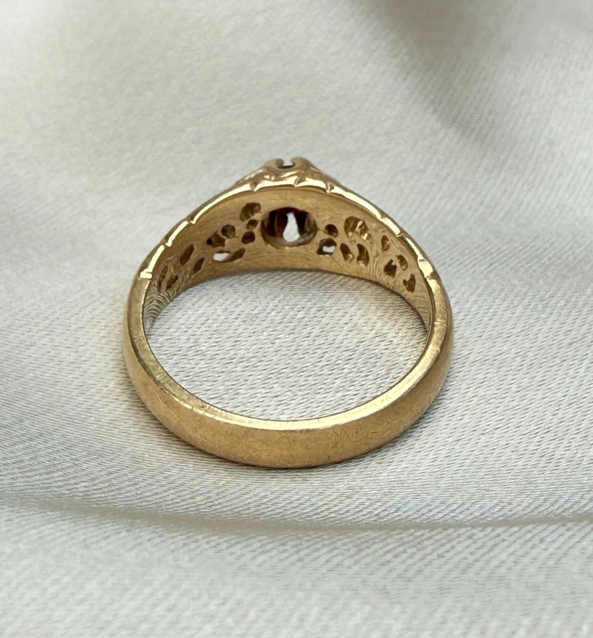 Garnet Ring with Scrolled Shoulders in 14K Gold