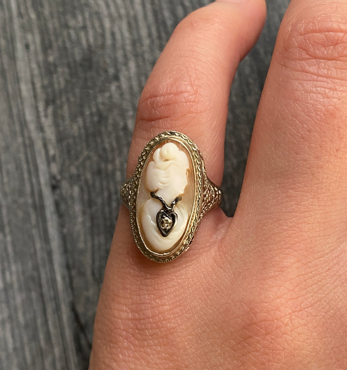 Art Deco 14K Gold and Carved Shell Cameo Ring