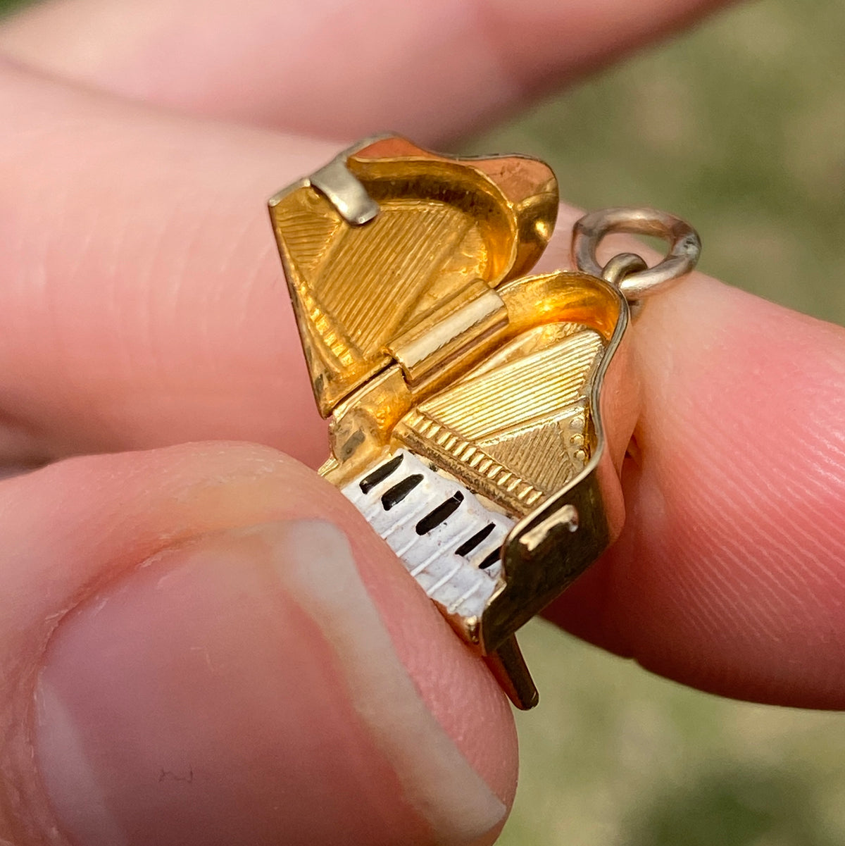 Vintage 14K Gold and Enamel Articulated Grand Piano Charm