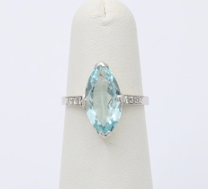 Art Deco 3 Carat Aquamarine and Diamond 18K Gold Ring, Alternative Engagement