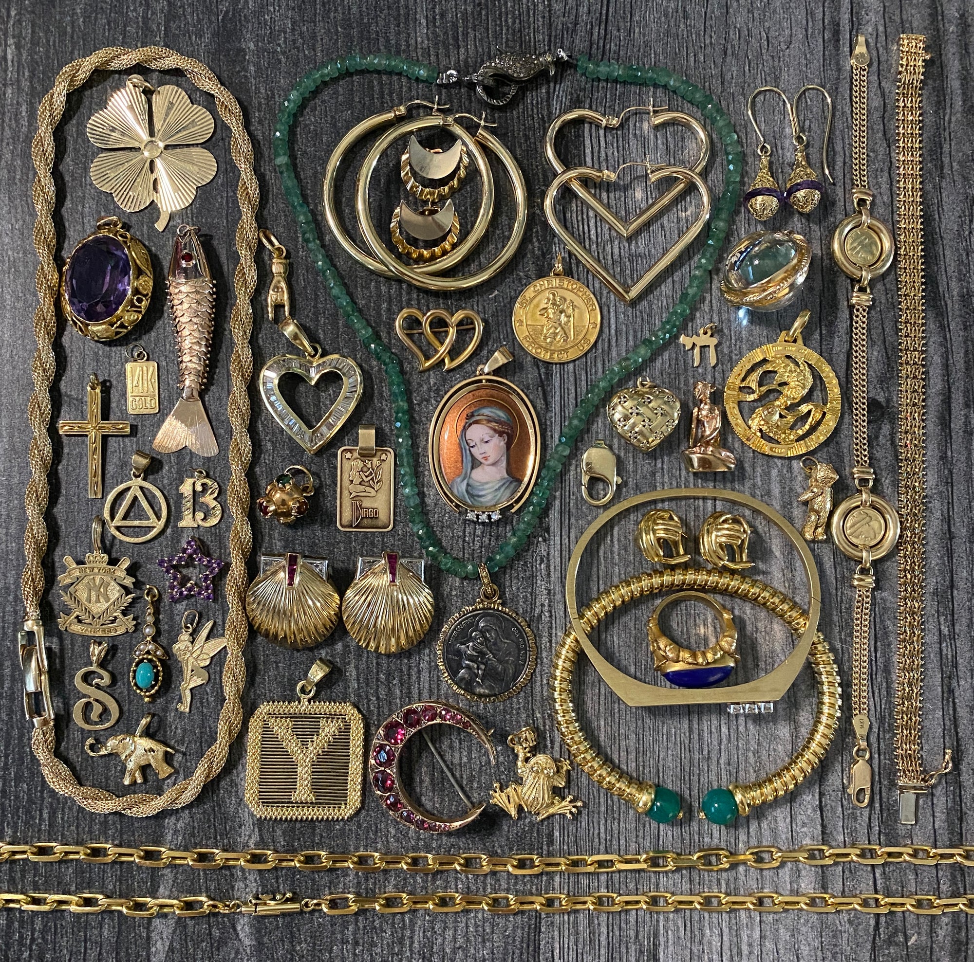 Charms & Pendants