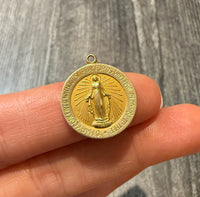 Virgin Mary Medal in 14K Gold