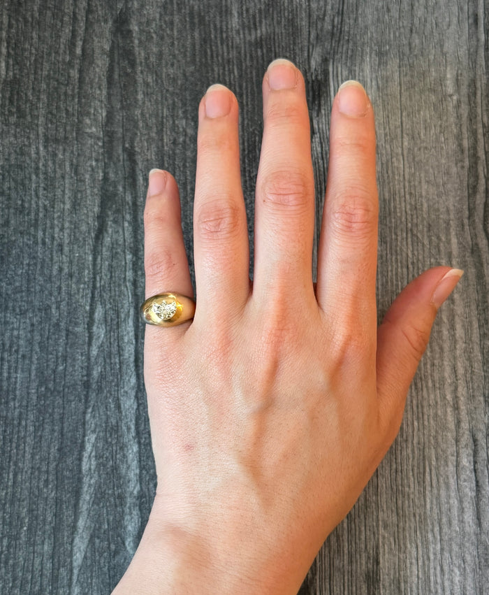 1.4 Carat Tulip Diamond and 18K Gold Signet Ring (W)