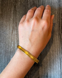 Vintage 18K Gold Flat Edge Bangle (I)