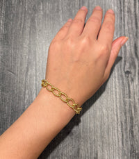 German 18K Gold Twist Oval Link Bracelet, 6.75" Long