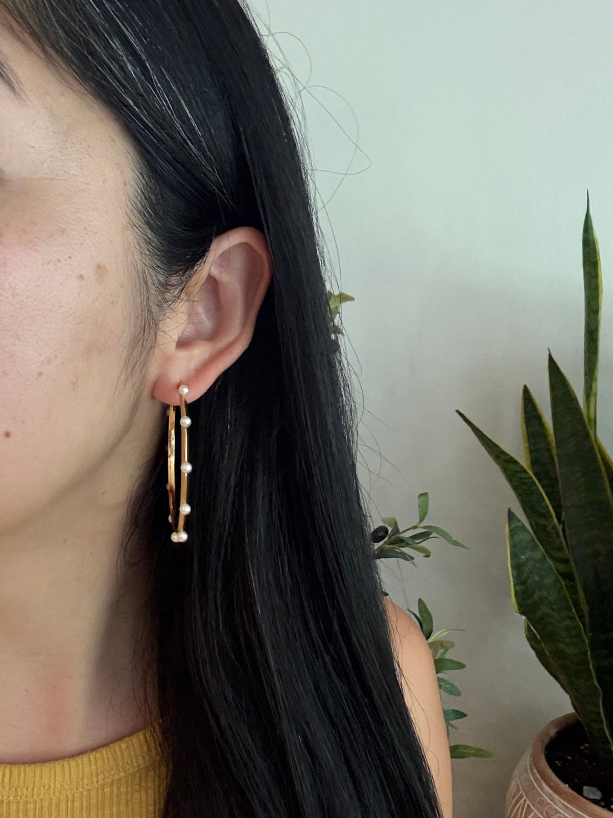 Large Mikimoto Pearl and 18K Gold Hoop Earrings (I)