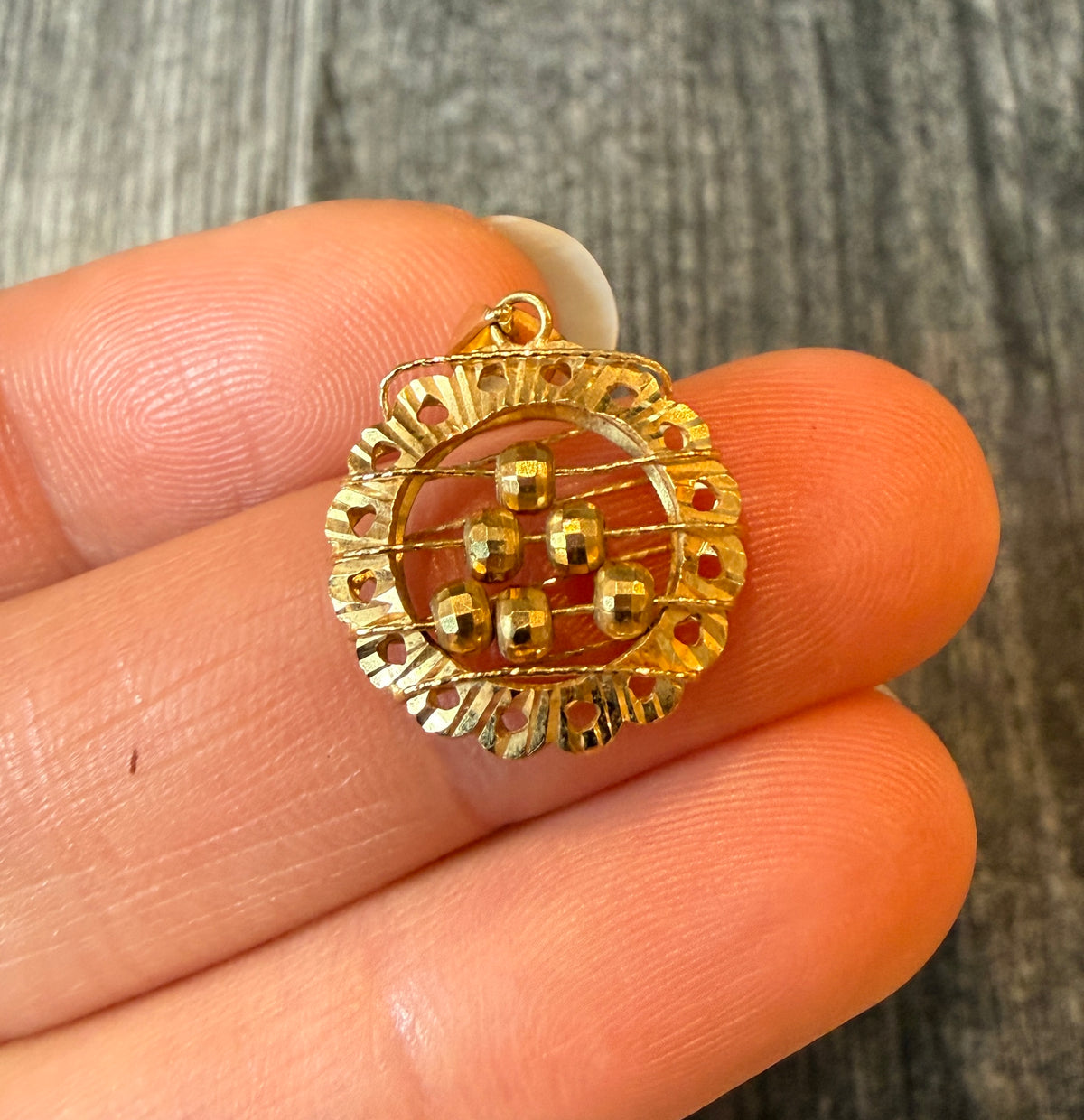 Round Abacus Charm in 18K Gold