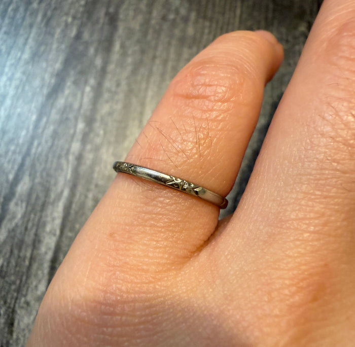 Art Deco 18K White Gold Belais Band, Ring Size 6