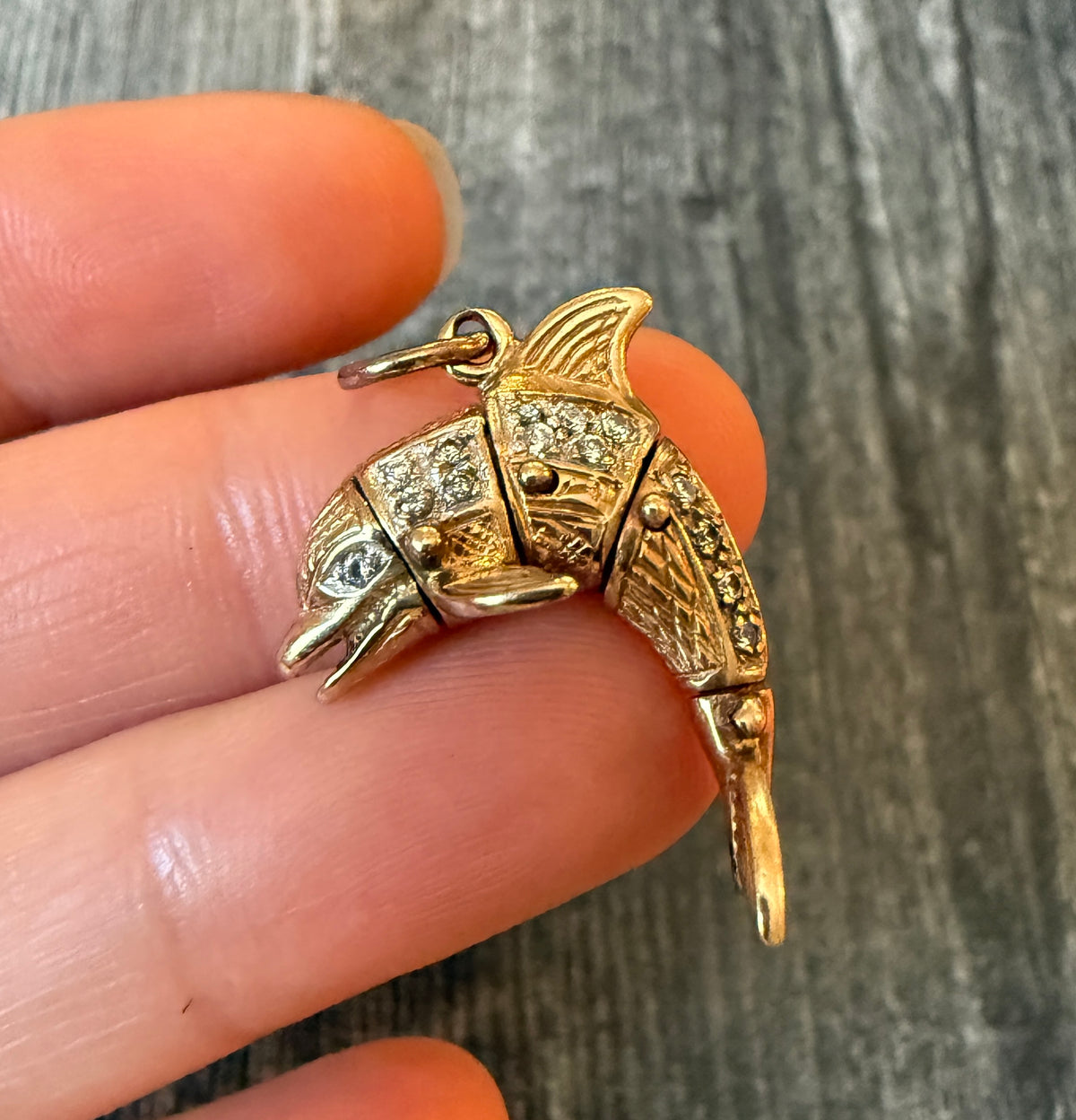 Movable 10K Gold Dolphin Charm (S)