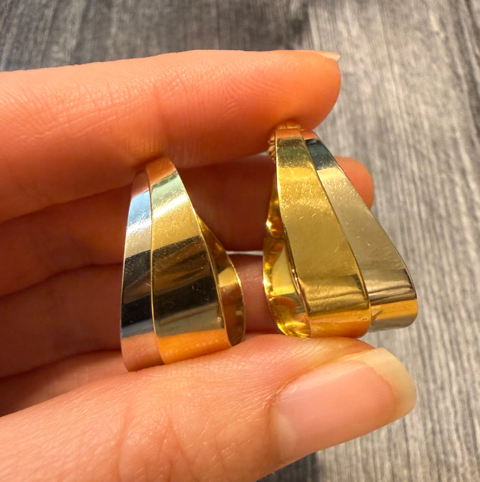 Wavy Bicolor 18K Gold Hoop Earrings (S)