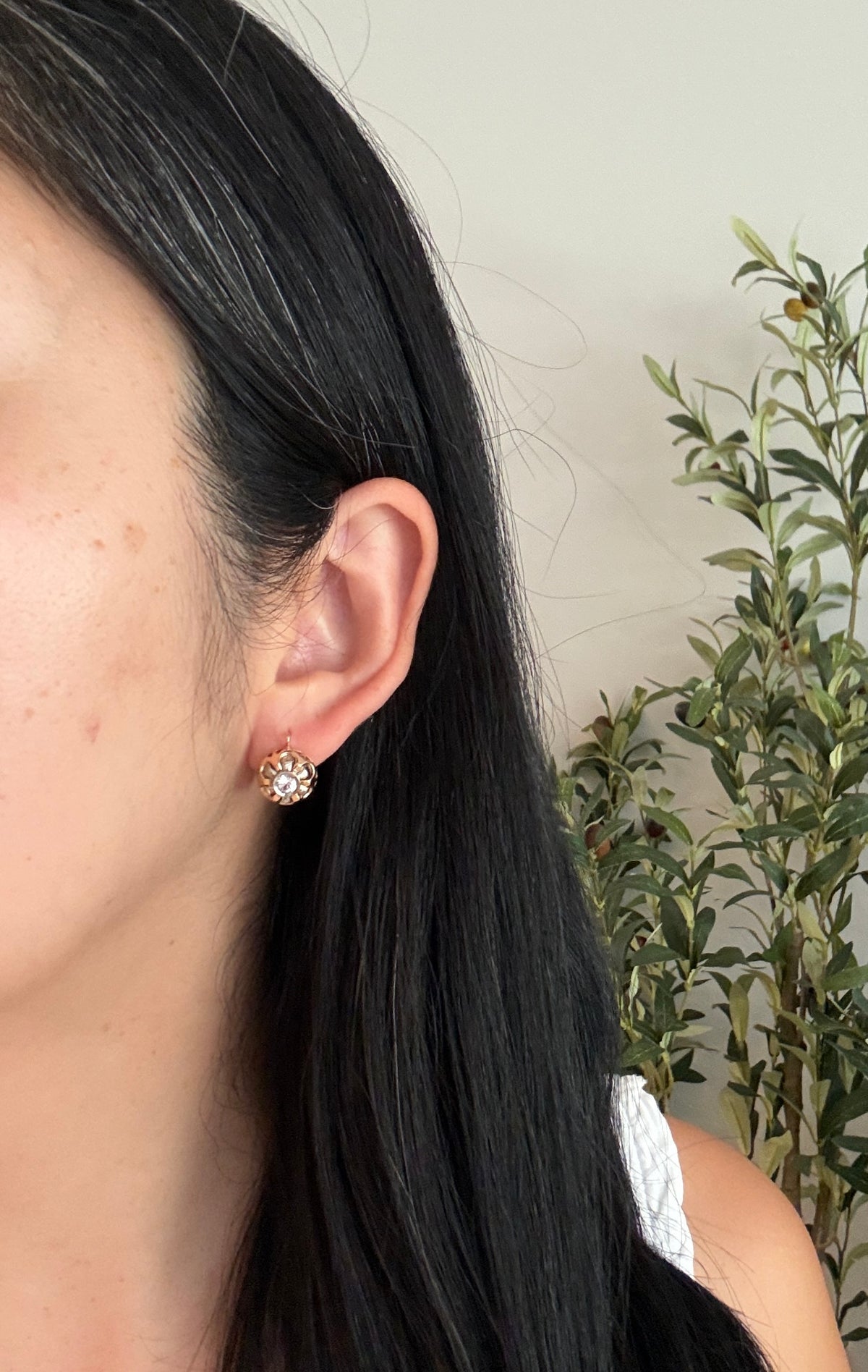 Diamond Flower Leverback Earrings in 18K Rose Gold (I)