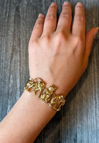 Artistic Cat Themed Bracelet in 14K Gold (M)