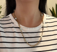 Long Geometric Square Link and Jade Bead Necklace in 18K Gold (I)