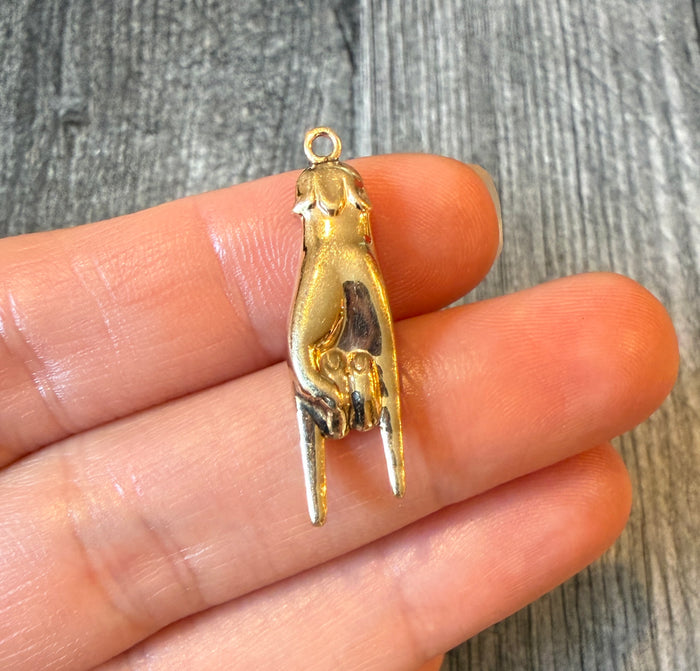 Mano Cornuto Hand Charm in 14K Gold