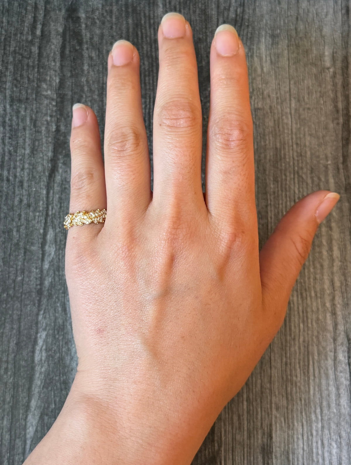 Asprey Oak Leaf Diamond Eternity Band in 18K Gold, Size 6.25 (H)