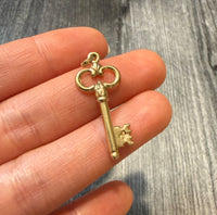 Midsized Skeleton Key Charm in 14K Gold (F)