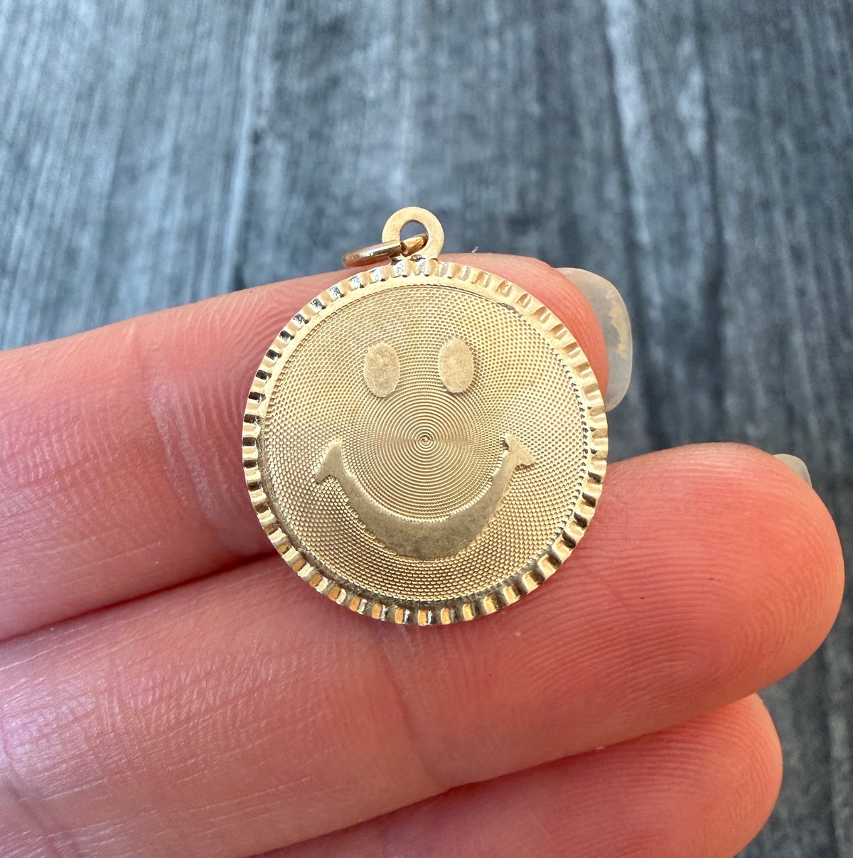 Smiley Face Disc Charm in 14K Gold