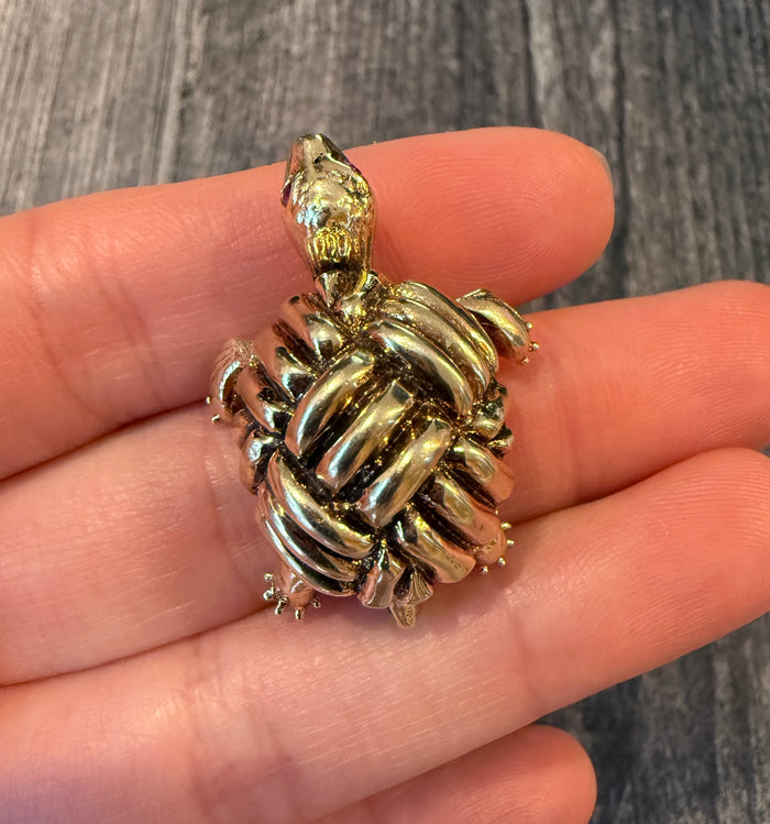 Vintage Woven 14K Gold Turtle Pin (I)