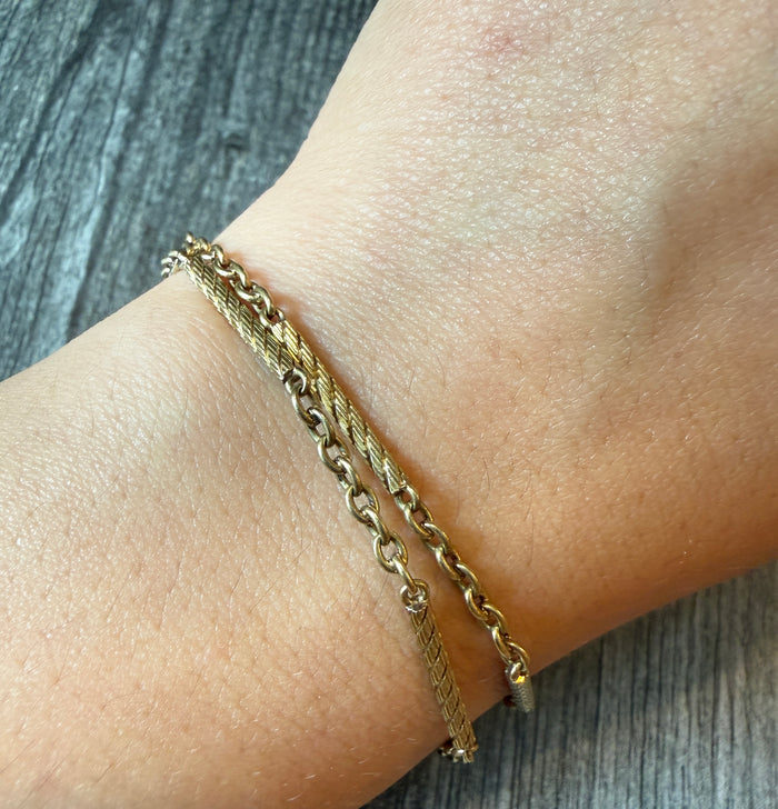 Art Deco 14K Gold Swirly Tubular Bar Link Watch Chain, 13.75” Long