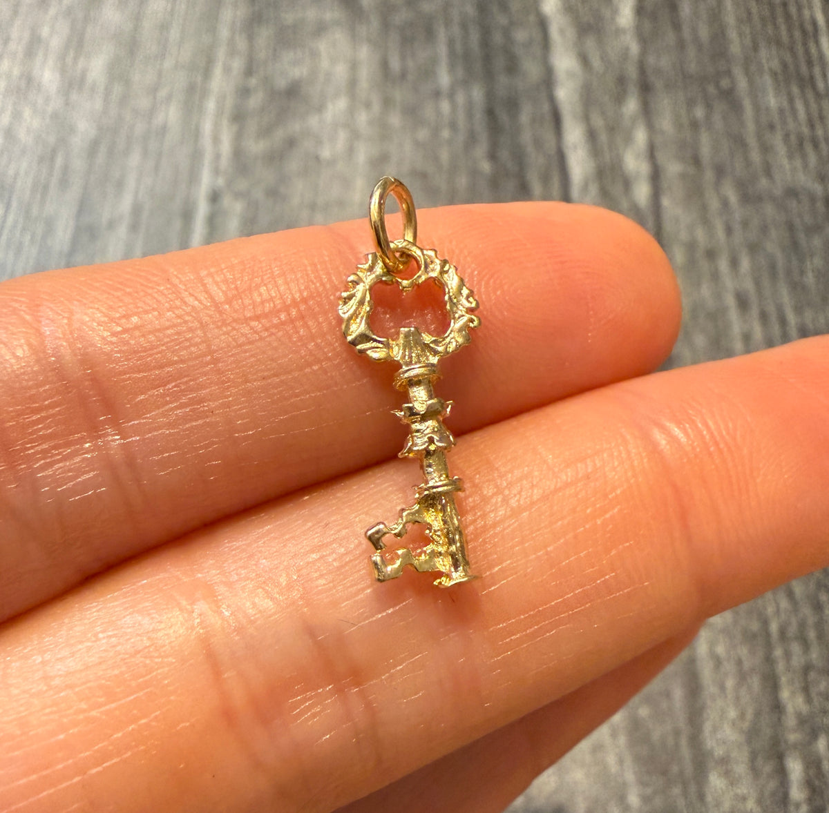 Ornate 14K Gold Skeleton Key Charm