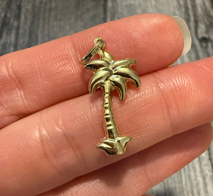 Puffy Tropical Palm Tree Charm in 14K Gold