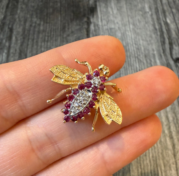 Diamond and Ruby Bee Pin in 14K Gold