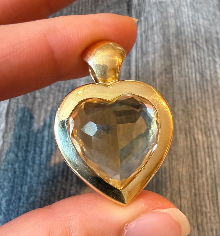 Large Citrine Heart Pendant in 18K Gold (I)