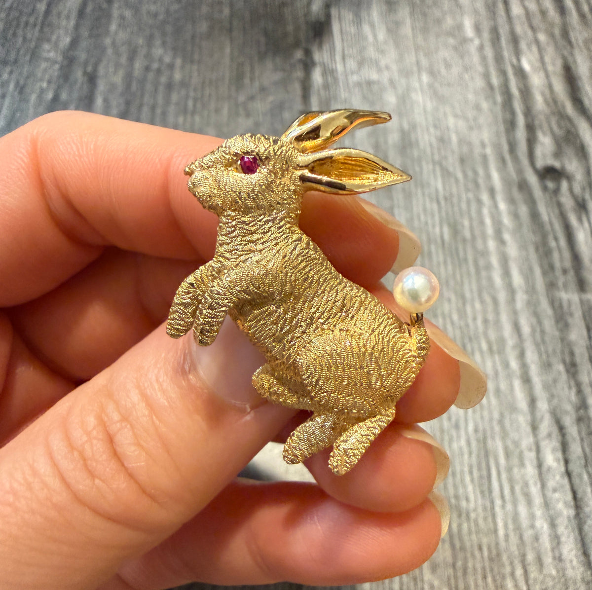 Whimsical Bunny Rabbit Pin in 14K Gold