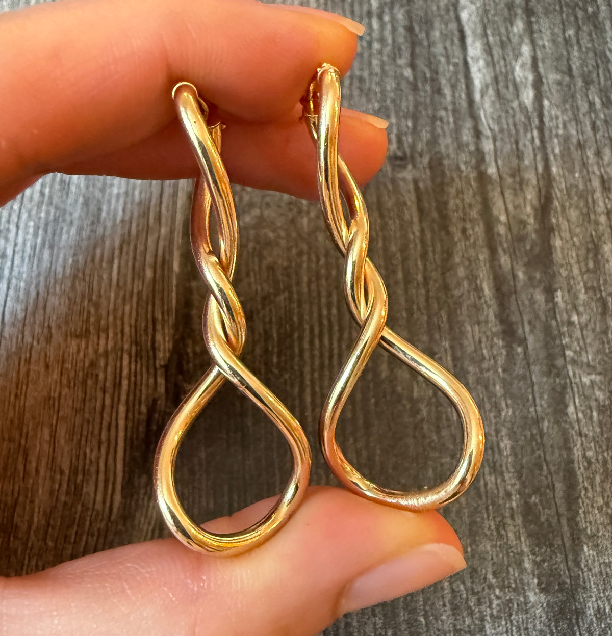 Funky Twisted Tubular Hoop Earrings in 14K Gold (A)