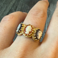 Triple Shell and Mother of Pearl Cameo Ring (H)