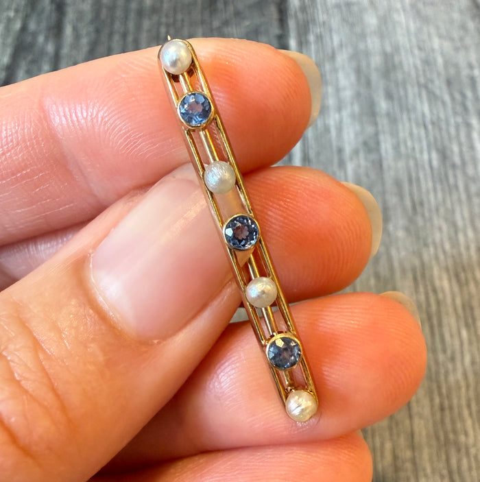 Antique Sapphire and Pearl Bar Pin in 14K Gold