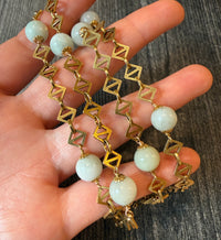 Long Geometric Square Link and Jade Bead Necklace in 18K Gold (I)