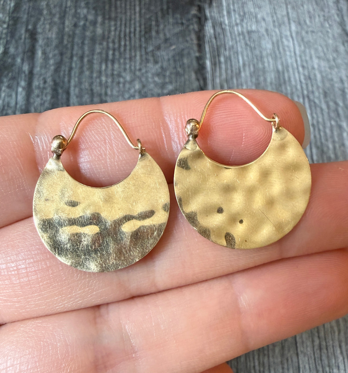 Vintage Hand Hammered Crescent Hoop Earrings in 14K Gold