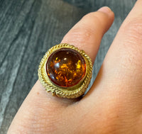 Archaeological Revival Style Amber and 18K Gold Ring (I)