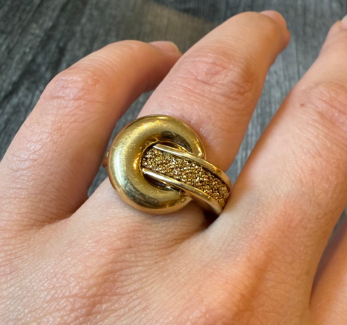 Yuri Ichihashi Textured 18K Gold Buckle Band, Size 6 (I)