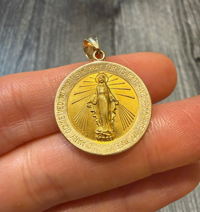 Virgin Mary Medal Charm in 14K Gold