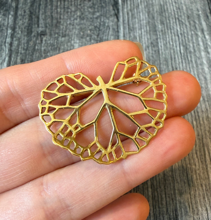 1980s Angela Cummings 18K Gold Open Work Leaf Brooch