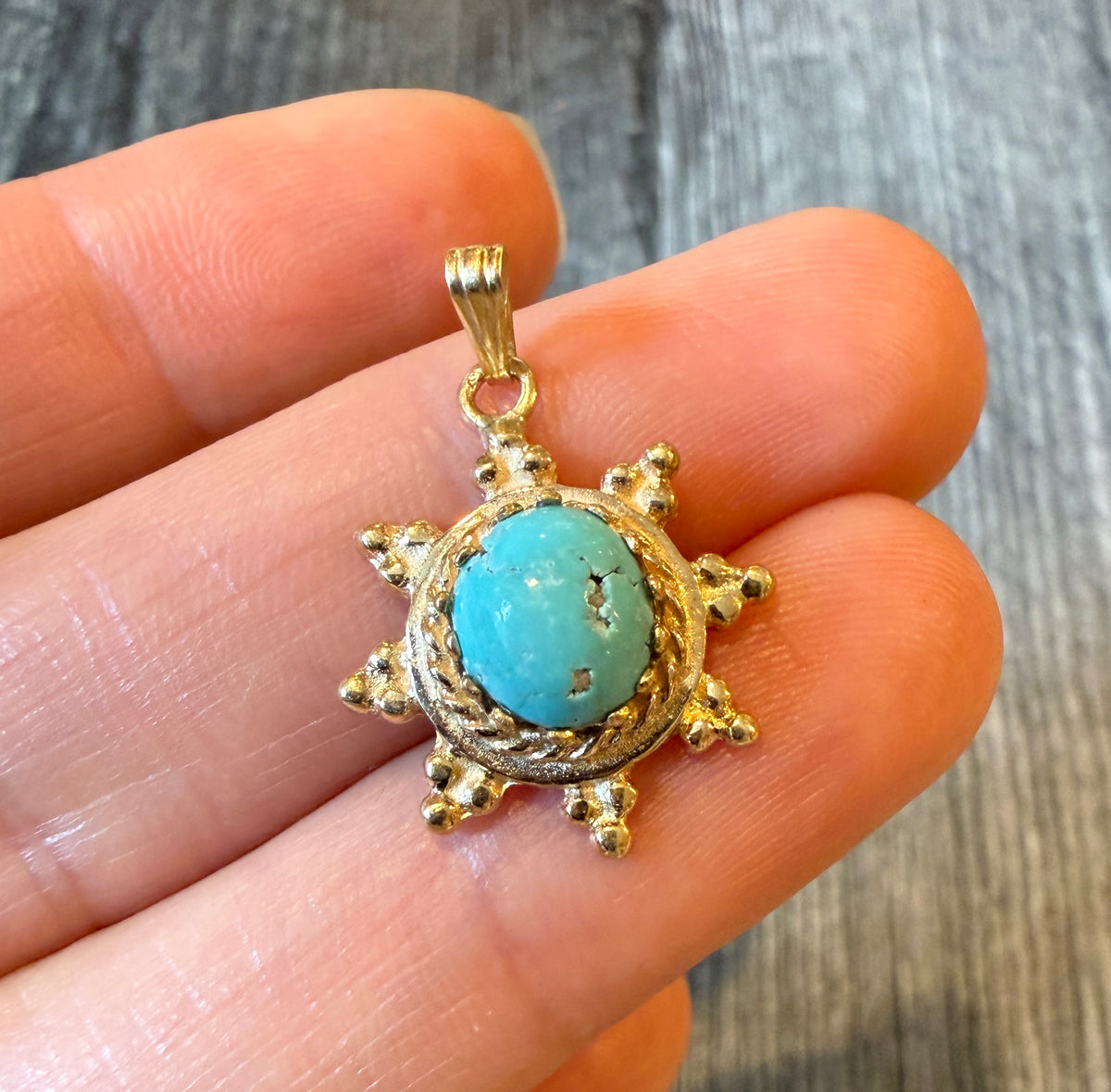 Turquoise Sun Charm in 14K Gold (S)