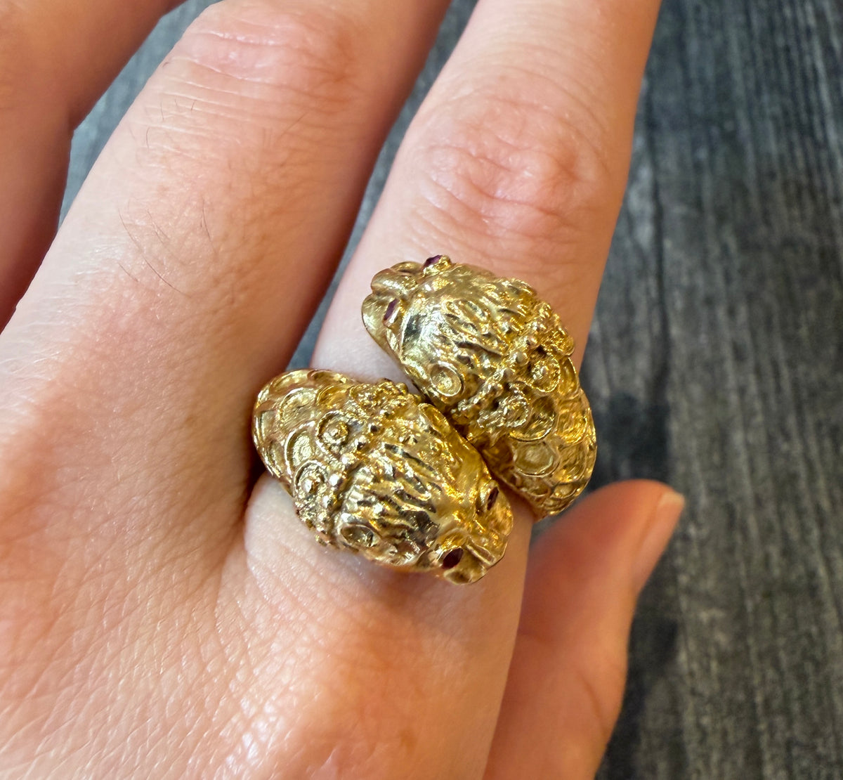 Lion Head Bypass Statement Ring in 18K Gold (I)