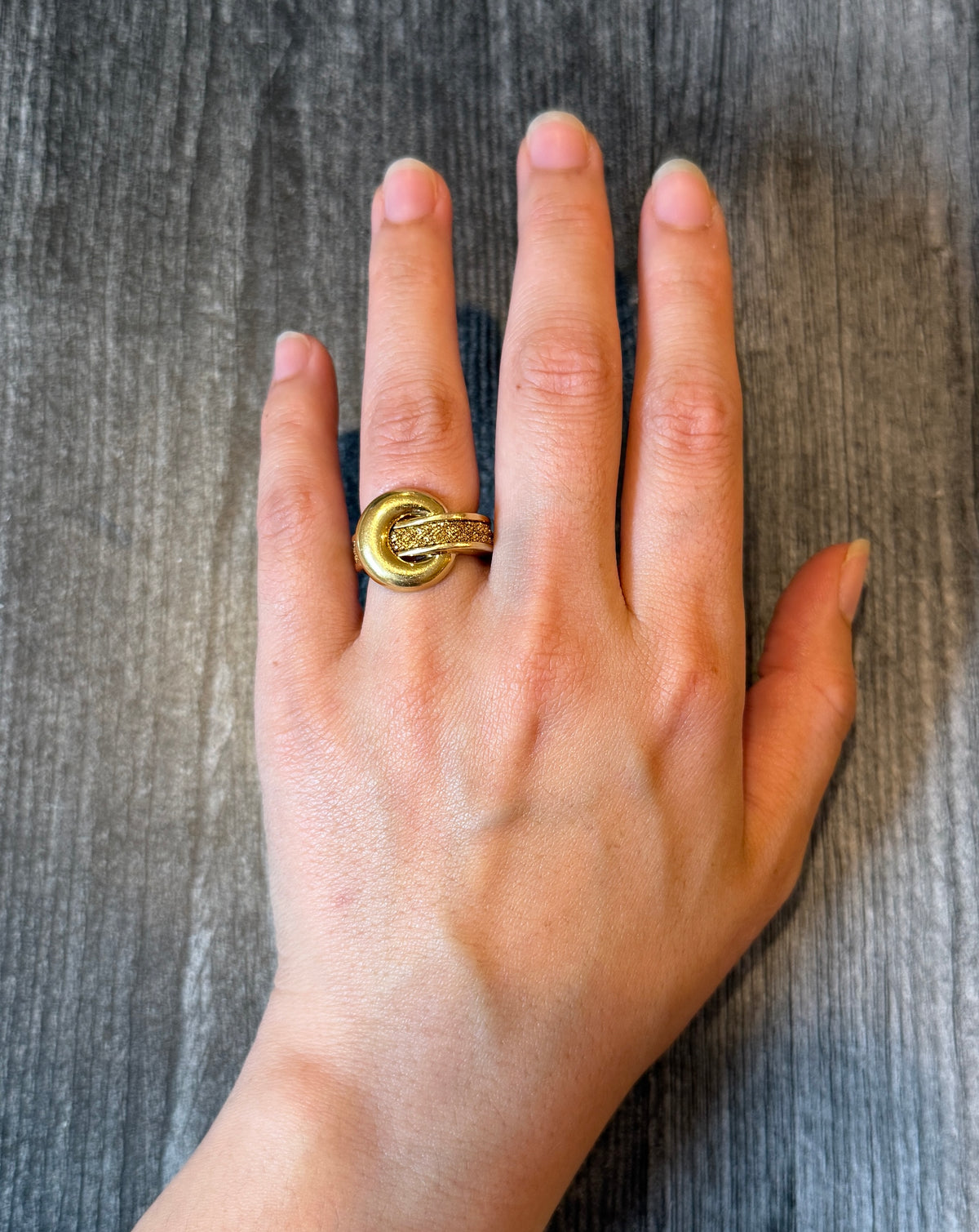 Yuri Ichihashi Textured 18K Gold Buckle Band, Size 6 (I)