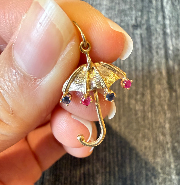 Vintage Umbrella Charm in 14K Gold