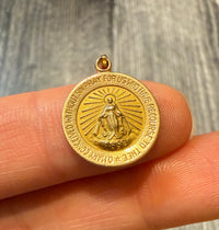 Virgin Mary Medal in 14K Gold
